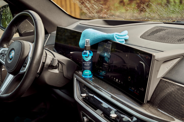 Scherm- & Lakreiniger en Glasdoek